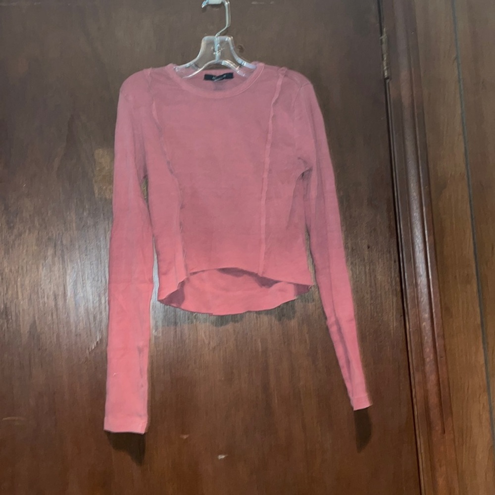 Reddish pick long sleeve shirt with two ribbed lines on front and back